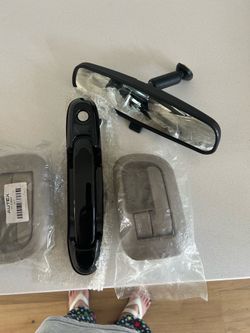 Toyota sienna inside and outside car locks and mirror
