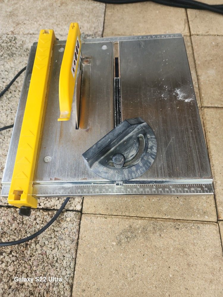 Small Wet Tile Saw 7