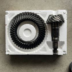 Rear Axle Ring And Pinion Danna 44 Ratio 3.21
