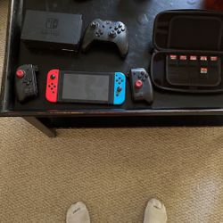 Nintendo Switch 