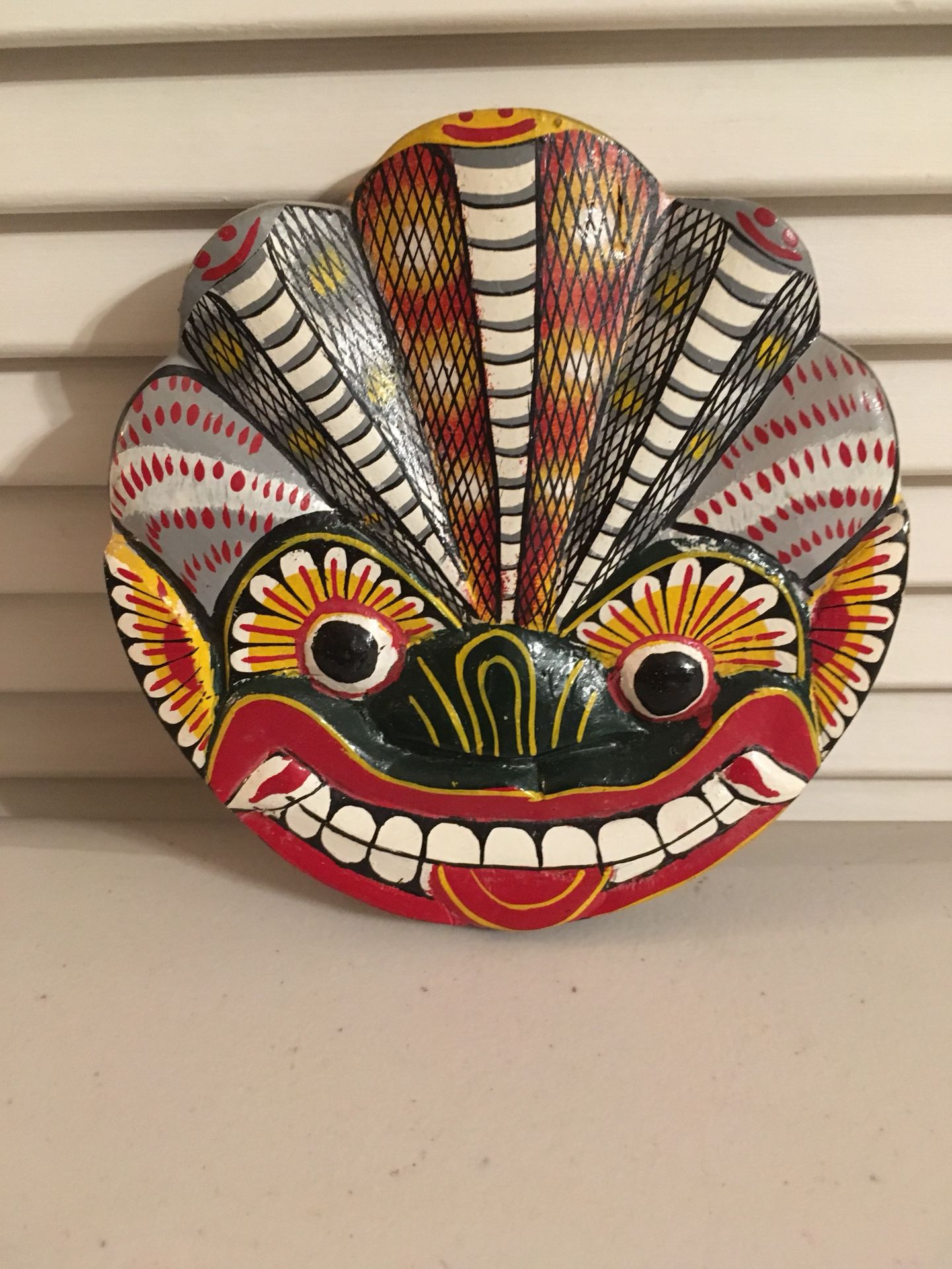 Small Mexican Folk Art Hand Carved and Painted Mask Wall Hanging