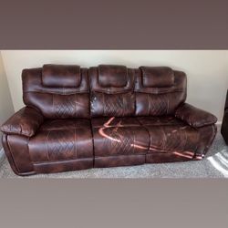 3 Seating leather reclining couch with cup holders