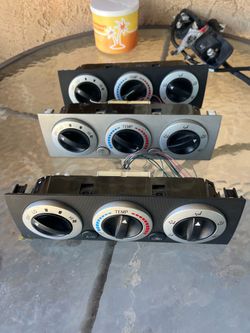 Toyota Tacoma.    Ac. Control. Parts