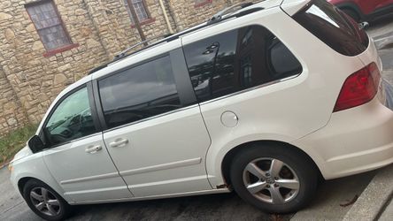 2009 Volkswagen Routan