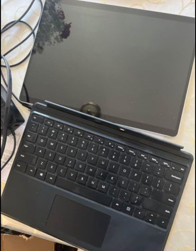 WIN 11 Microsoft Surface Pro 3 Intel i5 256 Ssd And Keyboard LAPTOP TABLET WINDOWS COMPUTER Windows 11l