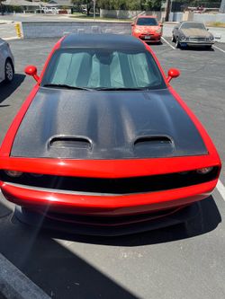 SRT carbon hood