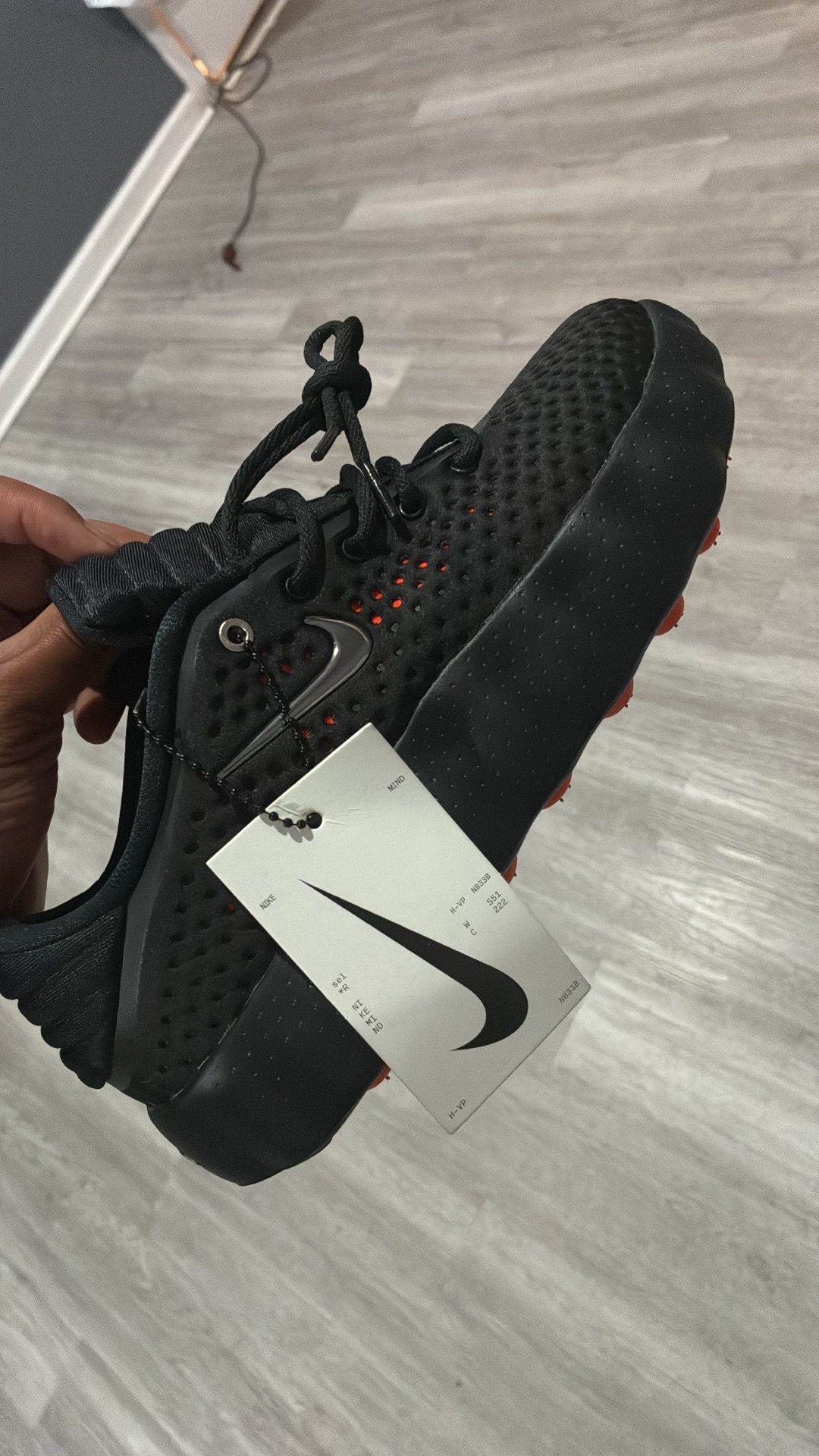 Nike mind shoes