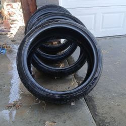 Very Nice  20s Like New Only Had On One Month