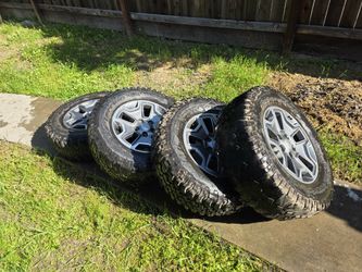 Original Jeep Rubicon Rims And Tires