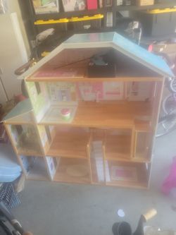 Doll house