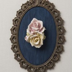 VINTAGE ORNATE VICTORIAN BRASS METAL FRAMED PORCELAIN CAPODIMONTE ROSE FLOWER 3D ITALIAN ROYAL BLUE VELVET PLAQUE PICTURE WALL ART DECOR