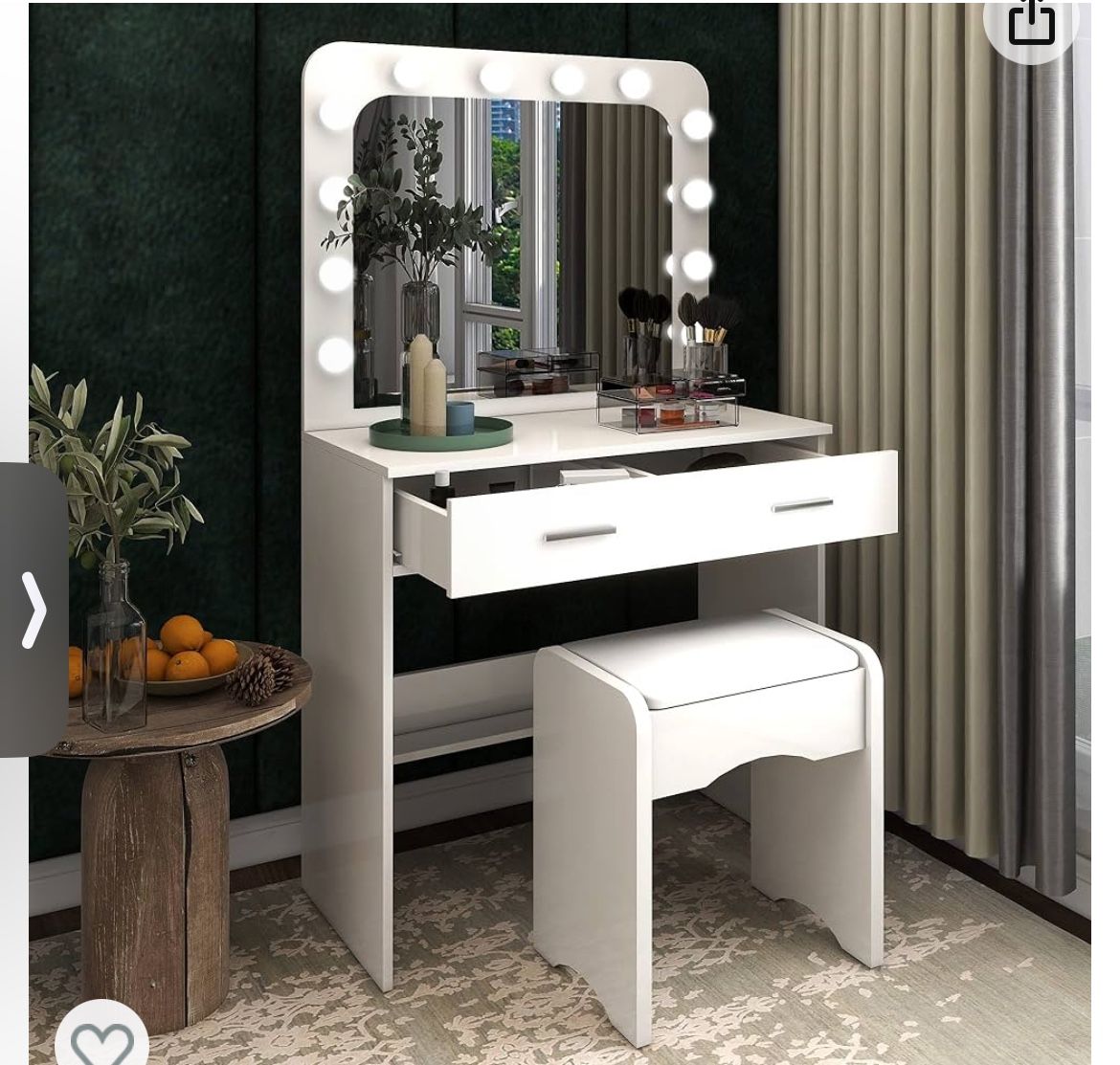 White Vanity Set With 12bulbs