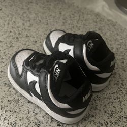 Baby Nike 4c