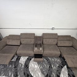Large Powered Reclining Modern Couch
Delivery and Setup Options Available!
