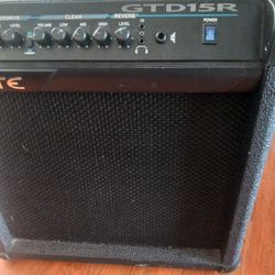 Crate Combo Guitar Amp Gtd15 R LIKE NEW. 