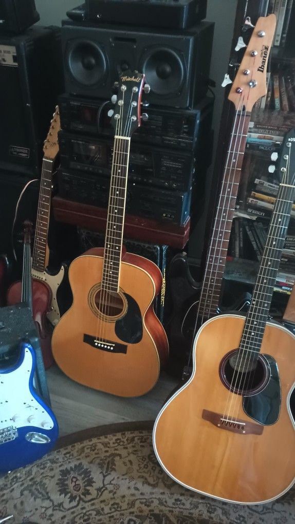 Acoustic Guitar