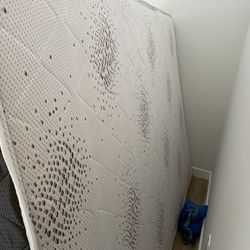 Mattress Queen New