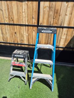 2 WERNER STEP LADDER// 4'ft FIBERGLASS  250 lb. 2'ft aluminum  300 lb. // both for $100