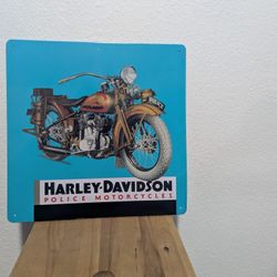 Harley-Davidson Police Motorcycles Ande Rooney 2001 Metal Sign Approx 13”x13”!