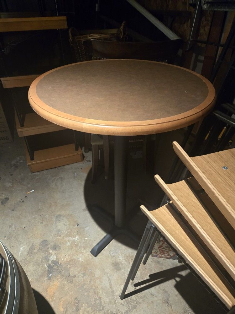 Mini Bar Table With 3 Bar Stools