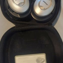 Bose quietcomfort 15 headphones