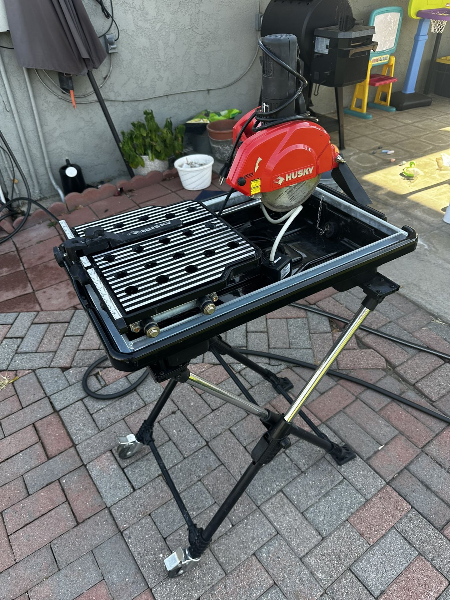 Husky 7” Wet Tile Saw Stone Laser Stand 7 Inch Like New Tilesaw
