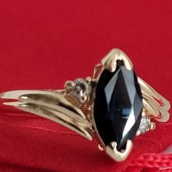 ❤️14k Size 6 Beautiful Solid Yellow Gold Dark Sapphire and Genuine Diamonds Ring!/ Anillo de Oro con Zafiro Oscuro y Diamantes!👌🎁