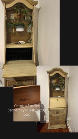 Vintage Stanley Secretary Desk with Hutch