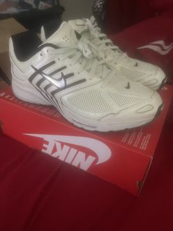 10.5 Men’s / 12 Women 