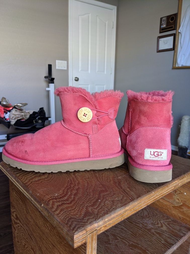 UGG boots (pink)