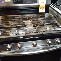 SAMSUNG NX60ASS 6 cu. ft. Smart Wi-Fi Enabled Convection Gas Range Stove DJ