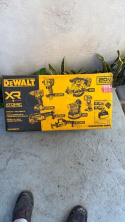 Dewalt XR + Atomic Compact Series 7 Tools Combo Kit 