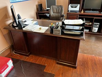 Cherry Wood Office Desk