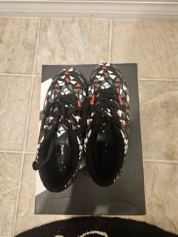 Dream Pairs kids soccer shoes size 3