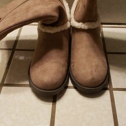 Boots Worn 2 Times Good Condtion Size 5