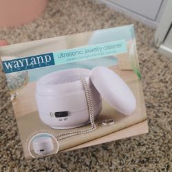 Wayland Square Ultrsaonic Jewelry Cleaner

