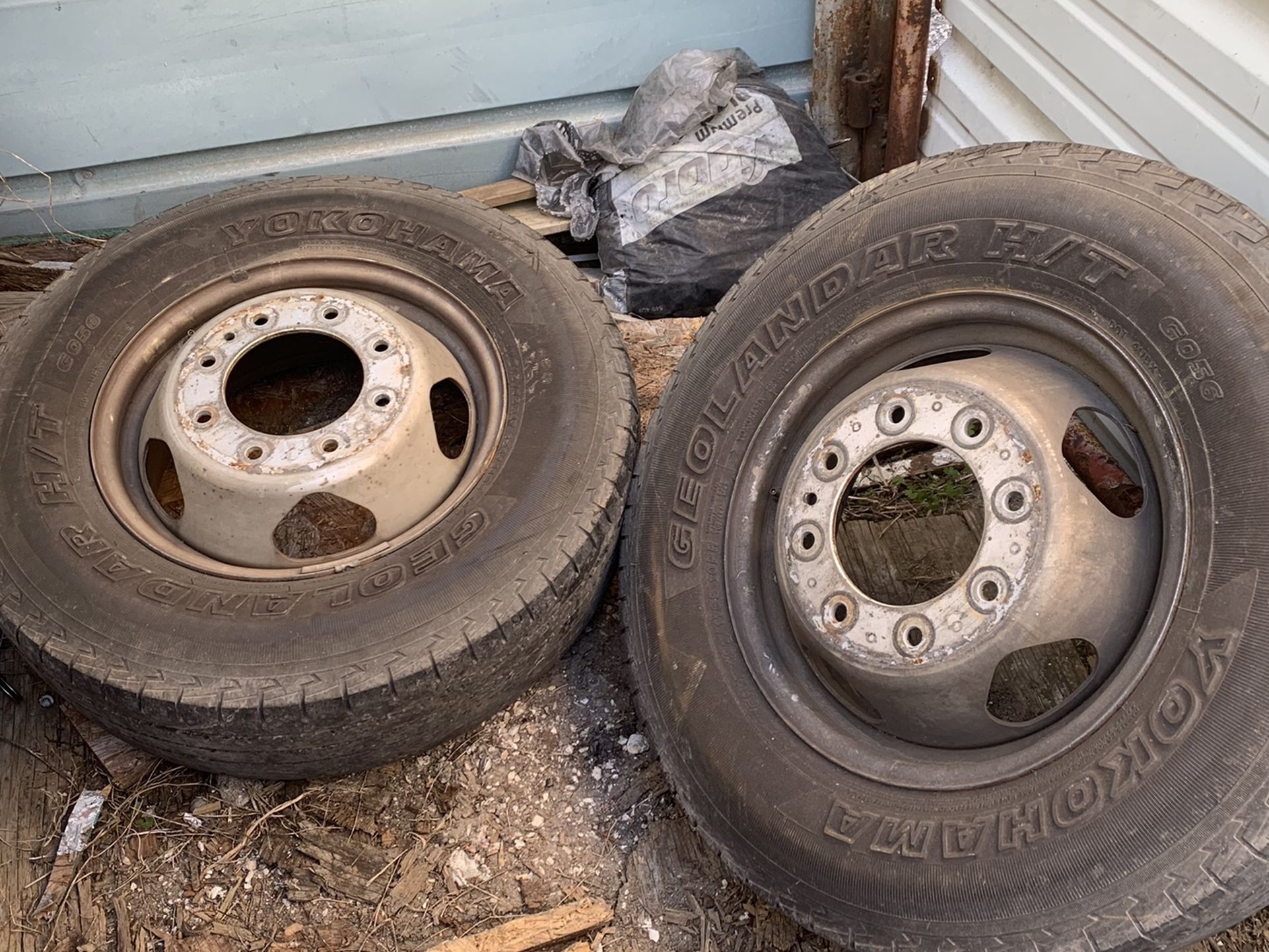 2013 Chevy Silverado 3500HD Dually Wheels