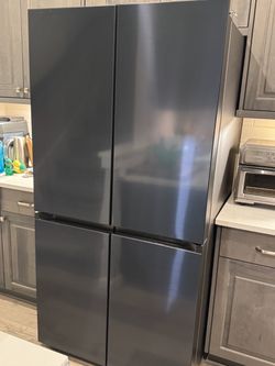 Samsung Bespoke 4-Door Flex Refrigerator Navy