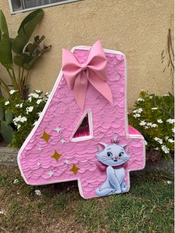 Marie the cat number four numero cuatro pinata