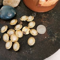 Vintage Gold Button 15pc