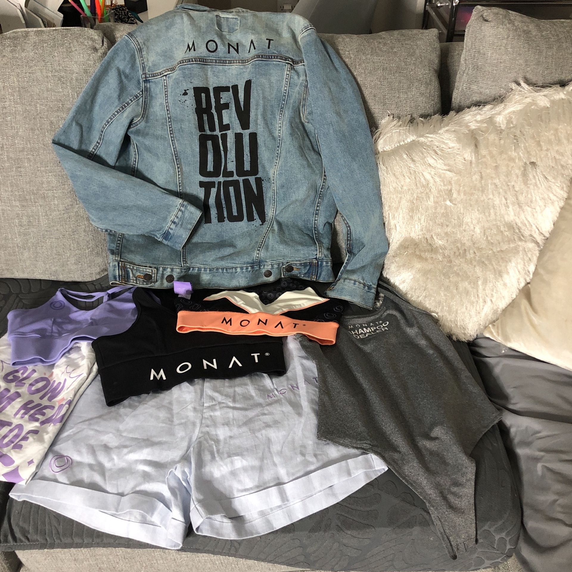 Monat Denim Jacket Monat Clothes Lot Small Medium Shirts T Shirt Sports Bras Shorts 