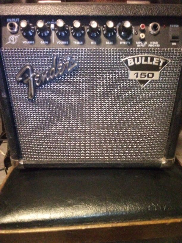 Amplifier Fender Bullet 150 100 OrBO