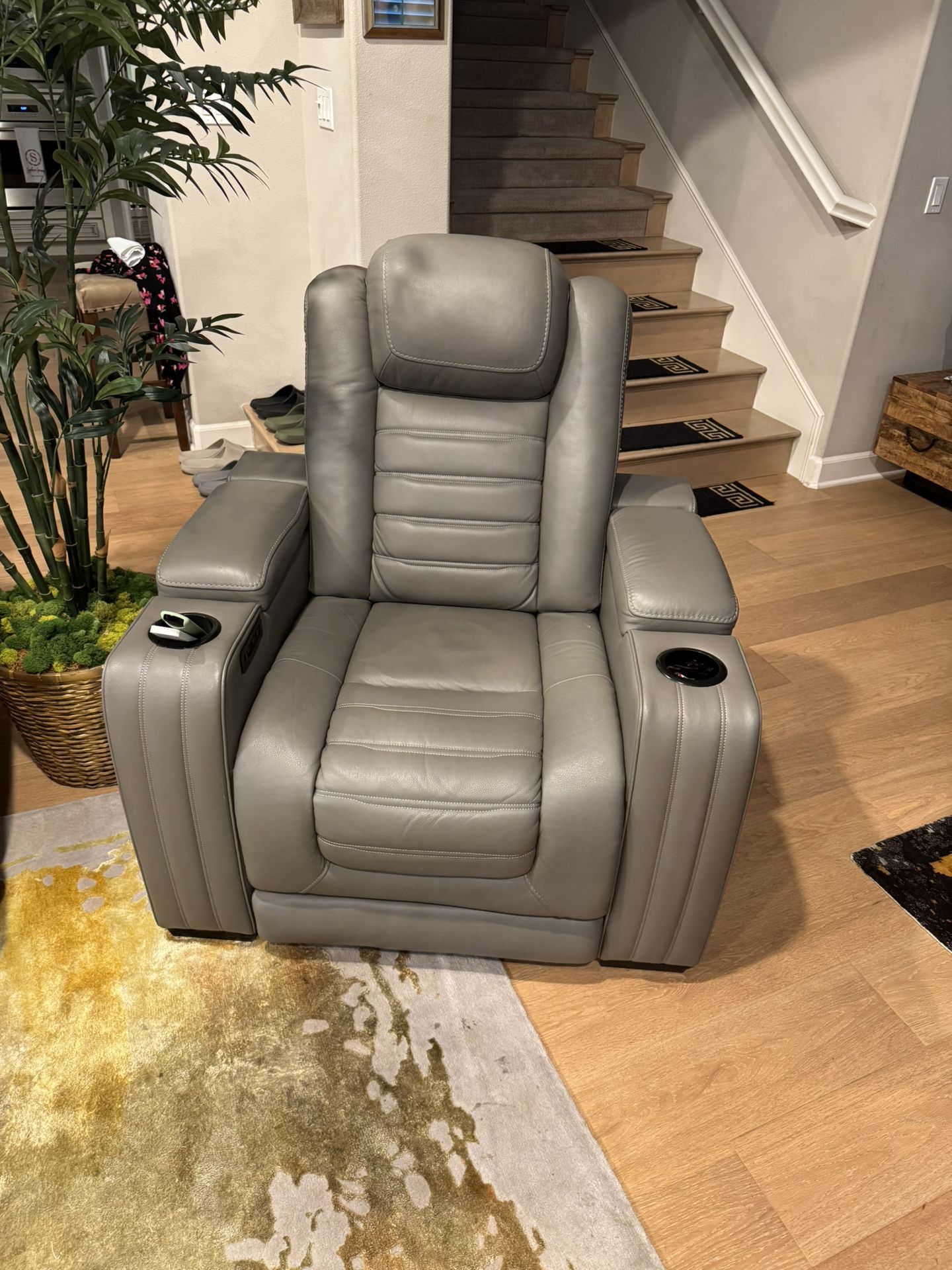 Recliner Chair