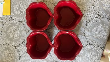 Red Heart-Shaped Ceramic Bowls Set of 4