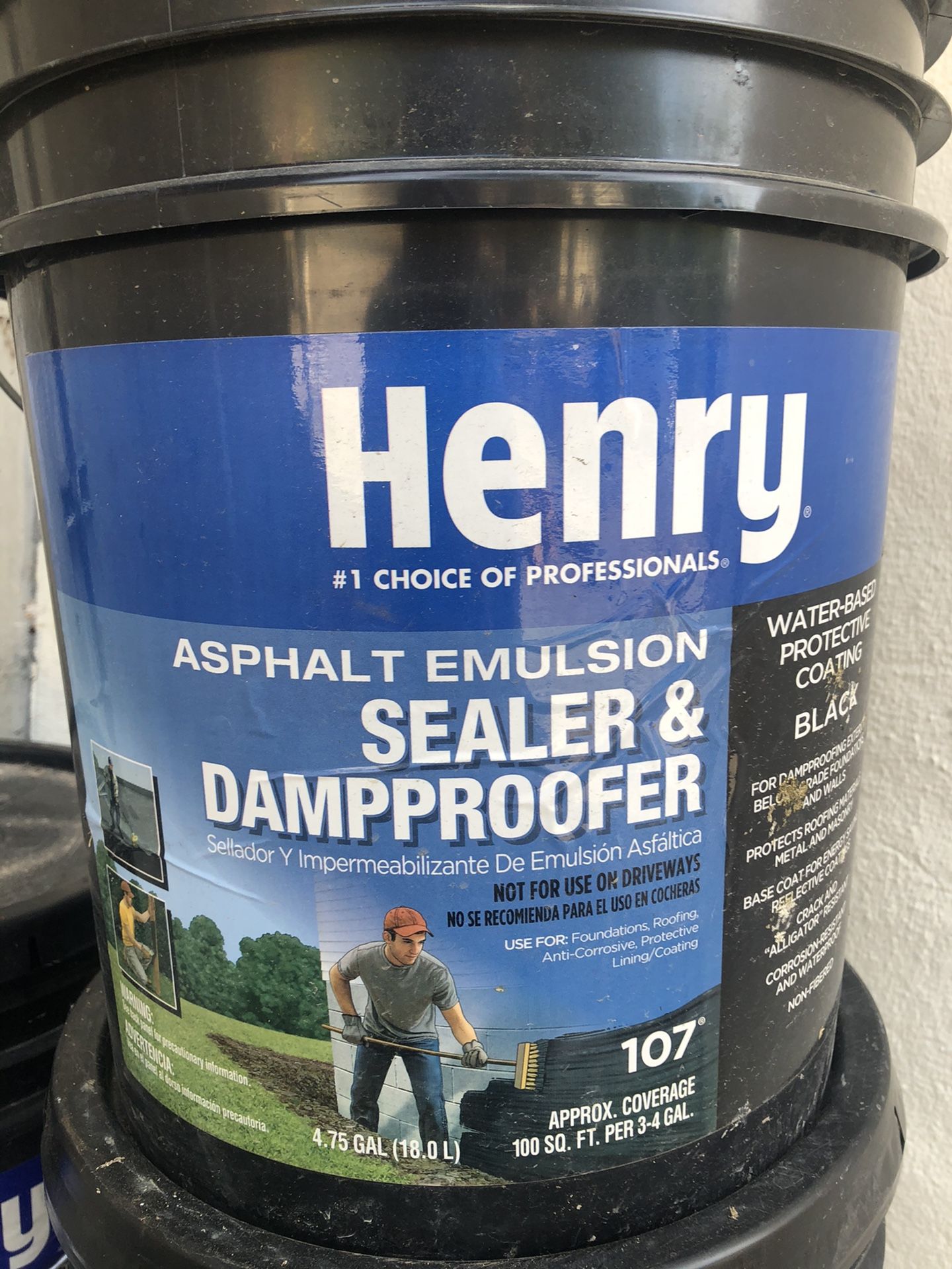 Henry 107 Asphalt Emulsion Sealer for Sale in Sacramento, CA OfferUp