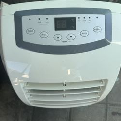 Portable Ac LG $70 10000 BTU