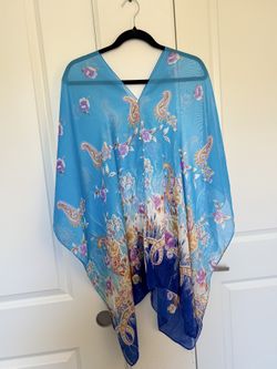 Flowy Floral Summer Poncho – Lightweight Sheer Kaftan Top