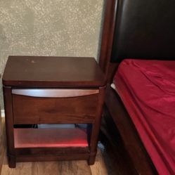 2 Bedside Matching Tables