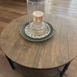 Round Table