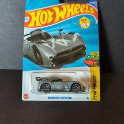 Hot Wheels Peak Pursuit McMurtry Speirling 